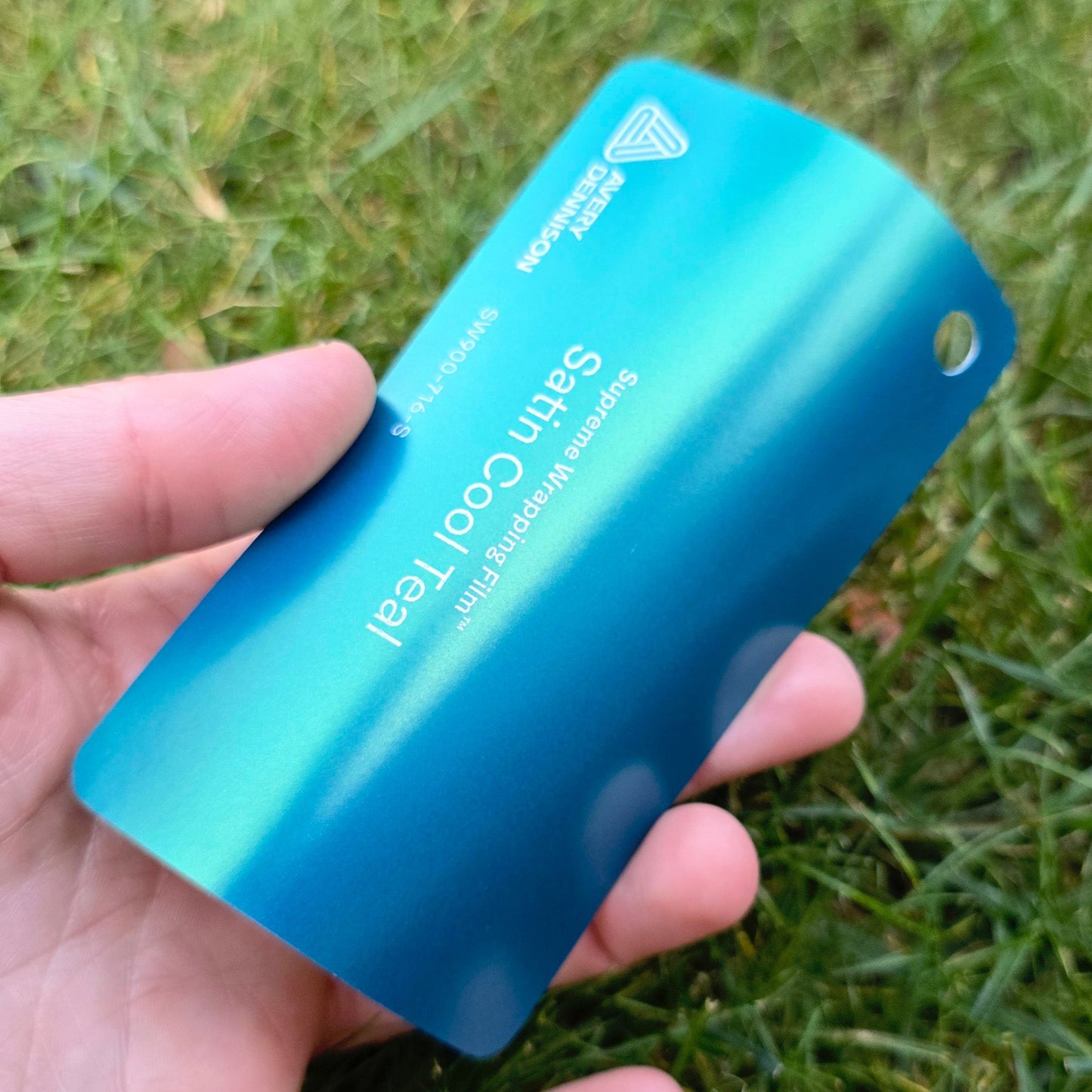 Avery Supreme Wrap SW 900 Cool Teal Satin