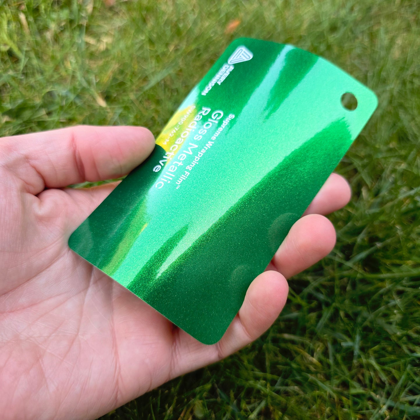 Avery Supreme Wrap SW 900 Radioactive Green Gloss Metallic