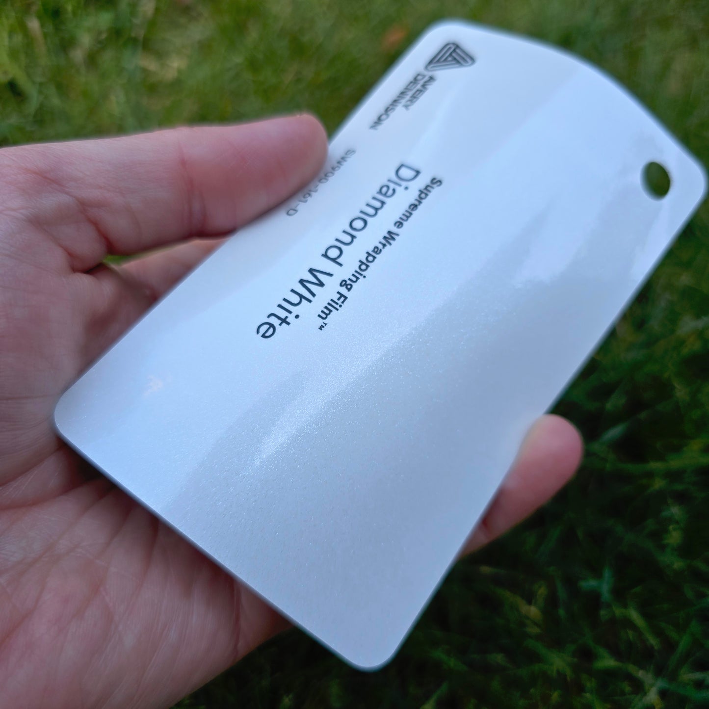 Avery SW 900 Diamond White Gloss, Sparkle Wrap Film