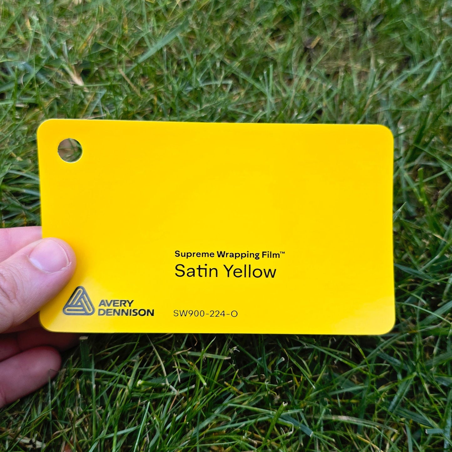 Avery Supreme Wrap SW 900 Yellow Satin